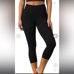 Prana Transform Capri leggings, like new